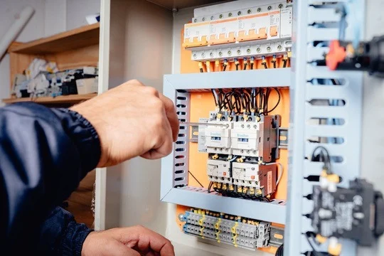 Instalação Elétrica Predial e Industrial
